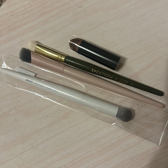 Real Techniques Other - concealer brush set